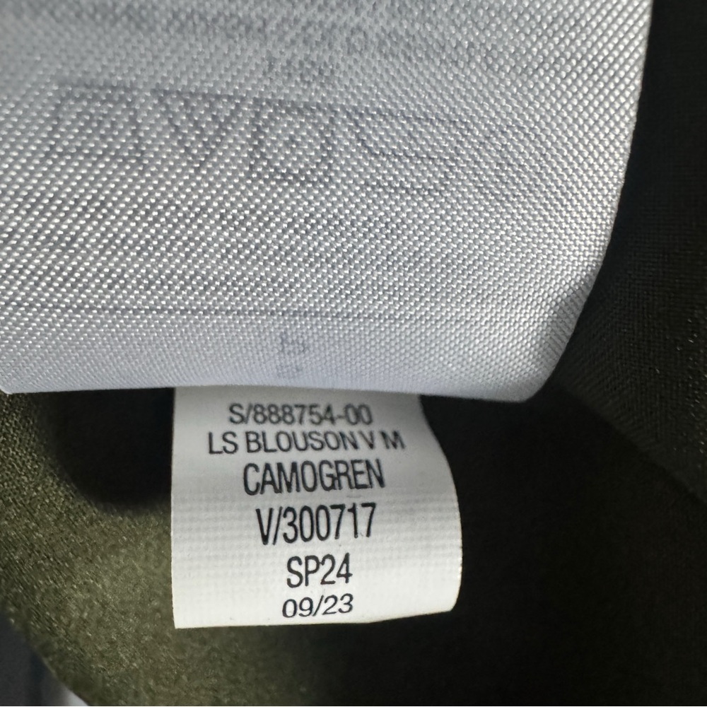Banana Republic Blouson V-Neck Maxi Dress – Camo Green (Small) - Picture 7 of 8